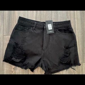 New shorts, fashion nova, never worn